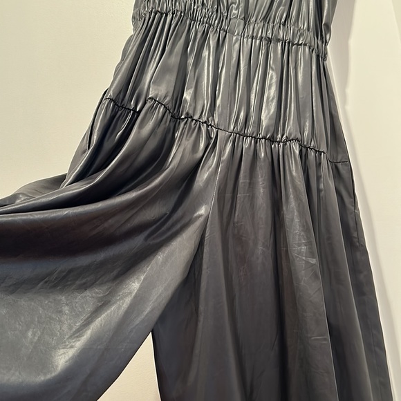 Jumper - Picture 6 of 6